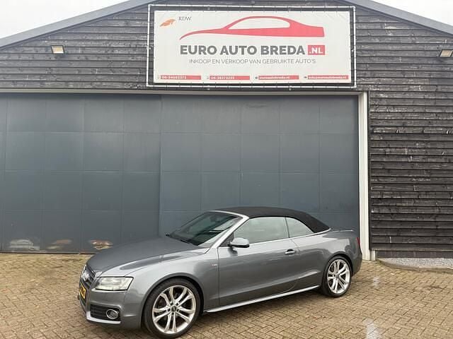 Grijs Gebruikt 2012 Audi A5 Cabriolet Proline Cabriolet | € 12.995 (Goede deal) - Afbeelding 1/4
