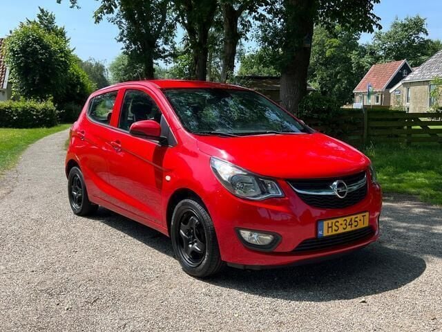 Rood Occasion 2015 Opel Karl Edition Hatchback | € 3.950 (Super prijs) - Afbeelding 1/4