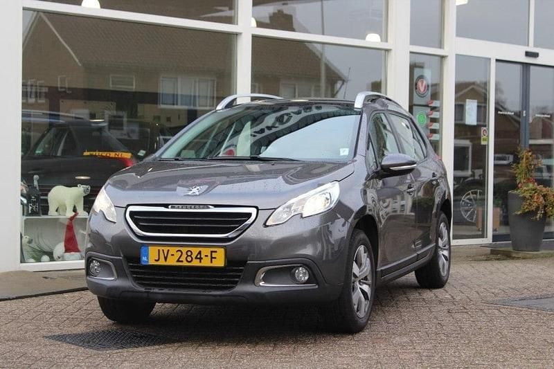 Grijs (metallic) Gebruikt 2016 Peugeot 2008 SUV | € 8.750 (Goede deal) - Afbeelding 1/4