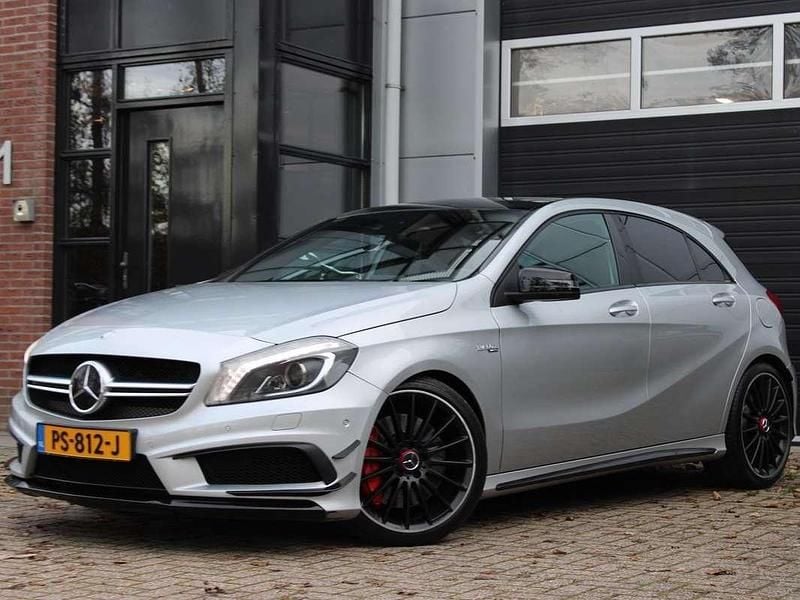 Zilver Gebruikt 2013 Mercedes A45 AMG AMG Hatchback | € 21.500 (Duur) - Afbeelding 1/4