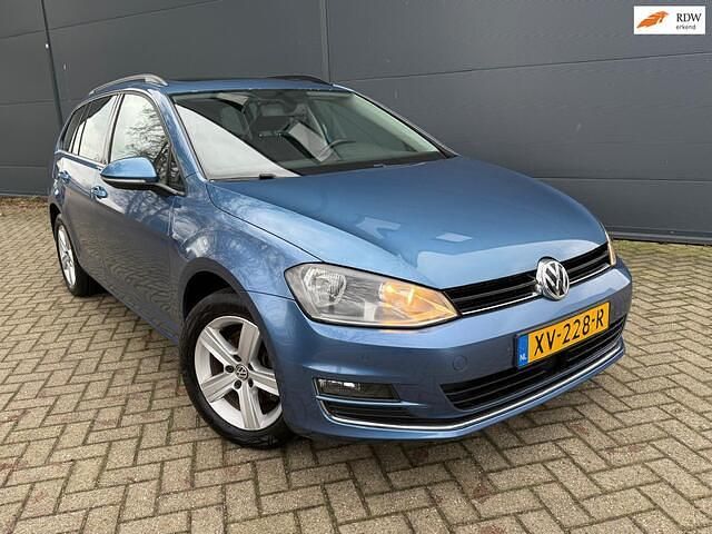 Blauw Gebruikt 2013 VW Golf VII Highline Stationwagen | € 7.445 (Eerlijke prijs) - Afbeelding 1/4