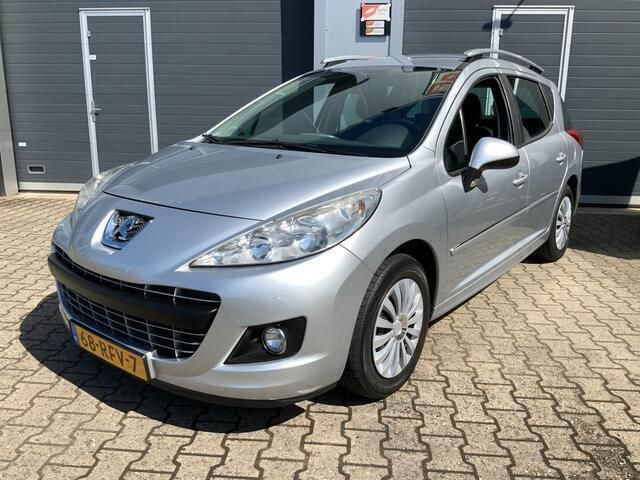 Grijs Gebruikt 2011 Peugeot 207 Active Stationwagen | € 2.950 (Eerlijke prijs) - Afbeelding 1/4