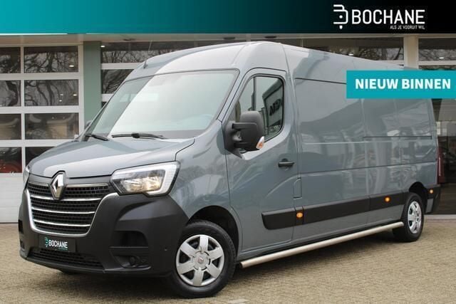 Gris urban kpw Gebruikt 2023 Renault Master Van | € 23.500 (Goede deal) - Afbeelding 1/4