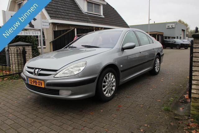 Grijs Gebruikt 2004 Peugeot 607 Sedan | € 1.450 - Afbeelding 1/4