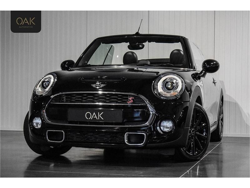 Zwart (metallic) Occasion 2018 Mini Cooper S Cabriolet Business Cabriolet | € 17.700 (Super prijs) - Afbeelding 1/3