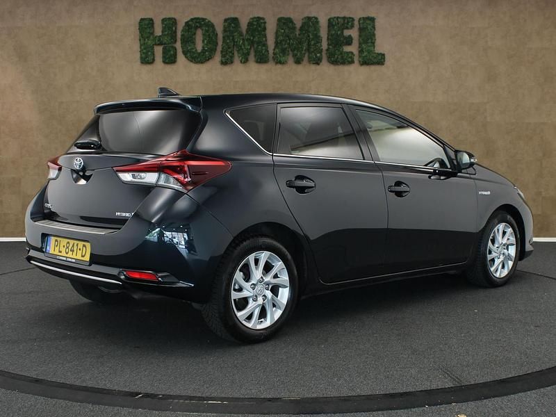 Occasion Toyota Auris Hybrid 2017 Grijs Hatchback