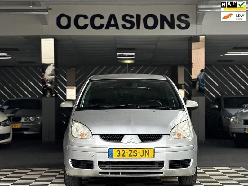 Grijs Gebruikt 2008 Mitsubishi Colt Invite+ Hatchback | € 4.999 (Iets duurder) - Afbeelding 1/4