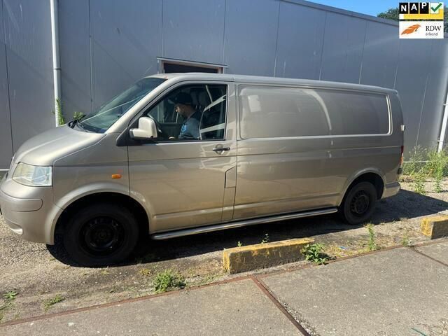Beige Gebruikt 2007 VW T5 Van | € 2.749 (Eerlijke prijs) - Afbeelding 1/4