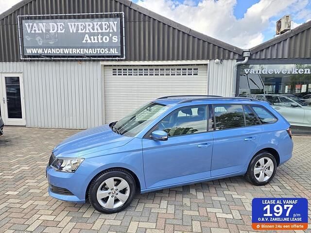 Blauw, metallic lak Occasion 2018 Skoda Fabia Ambition Hatchback | € 11.950 (Eerlijke prijs) - Afbeelding 1/4