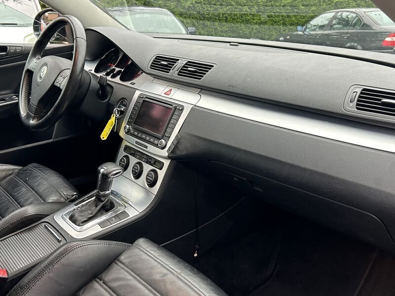 Occasion VW Passat Highline 140 PK (102 kW) 2006 Zwart Stationwagen