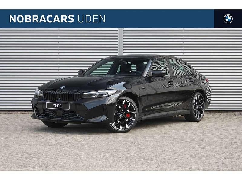 Zwart Nieuw 2025 BMW 330e Comfort Edition Sedan | € 68.351 (Goede deal) - Afbeelding 1/4