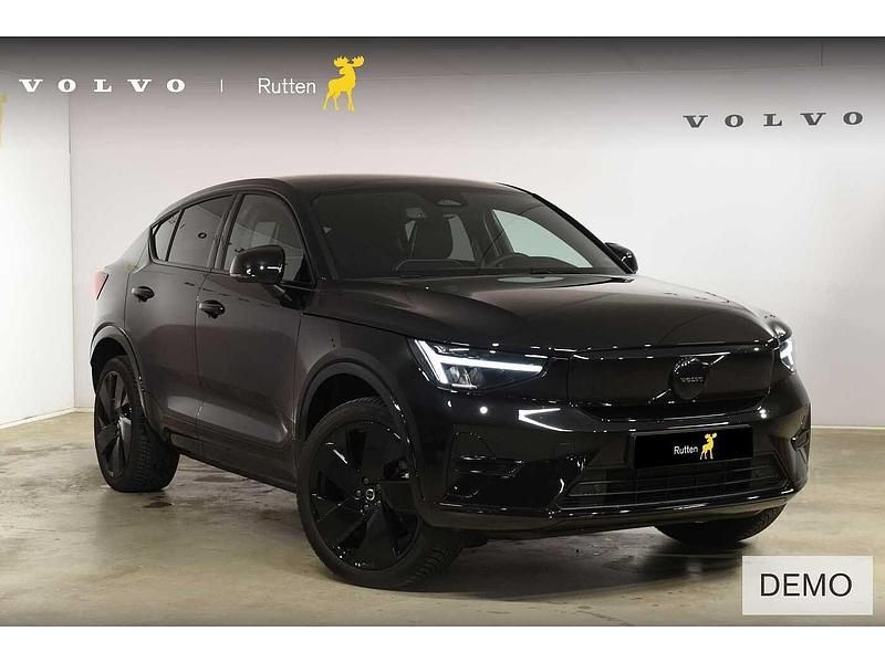 Zwart Gebruikt 2021 Volvo EC40 Plus SUV | € 50.835 - Afbeelding 1/4