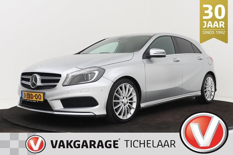 Grijs Gebruikt 2014 Mercedes A180 Ambition Hatchback | € 14.699 (Eerlijke prijs) - Afbeelding 1/3