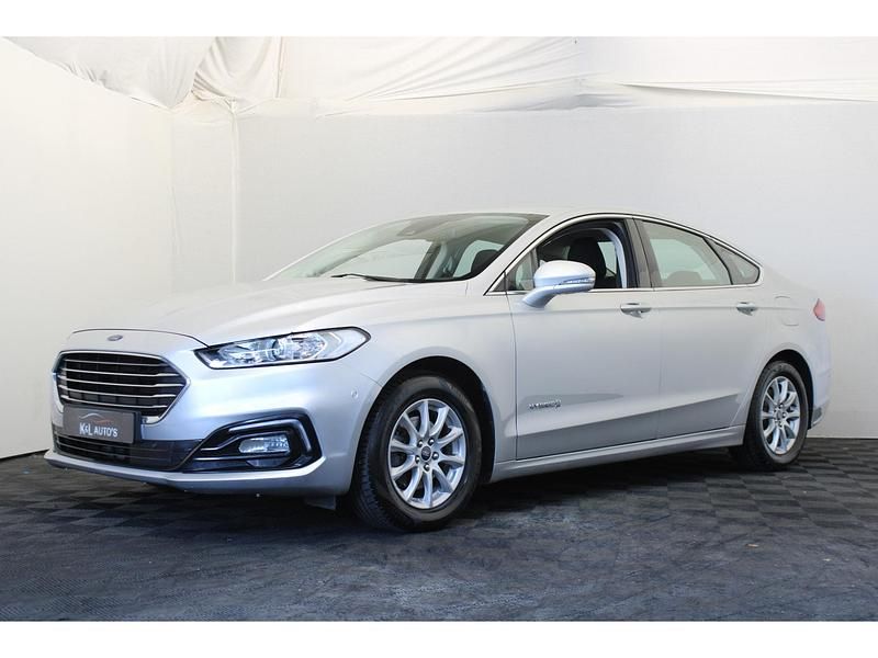 Grijs, metallic lak Gebruikt 2019 Ford Mondeo Titanium Sedan | € 14.999 (Super prijs) - Afbeelding 1/4
