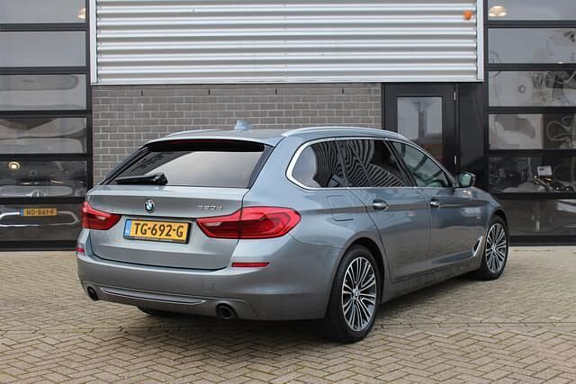 Occasion BMW 520 Executive 190 PK (139 kW) 2018 Grijs Stationwagen