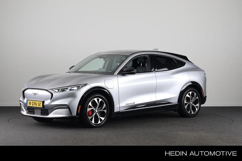 Grijs Gebruikt 2022 Ford Mustang Mach-E SUV | € 34.945 (Eerlijke prijs) - Afbeelding 1/4