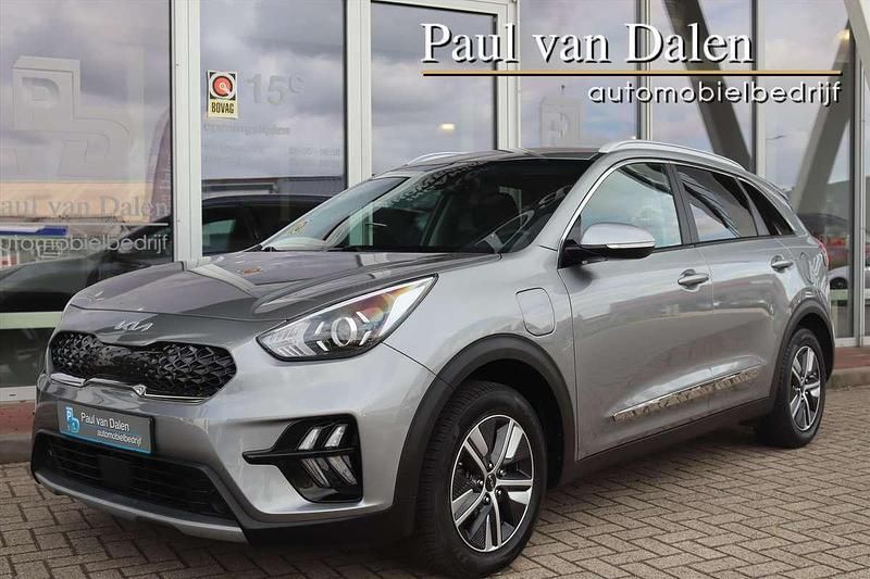 Grijs Gebruikt 2022 Kia Niro SUV | € 21.900 (Super prijs) - Afbeelding 1/4