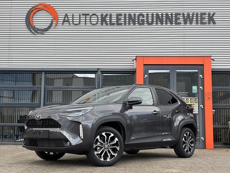 Grijs Nieuw 2025 Toyota Yaris Cross SUV | € 32.850 (Eerlijke prijs) - Afbeelding 1/4