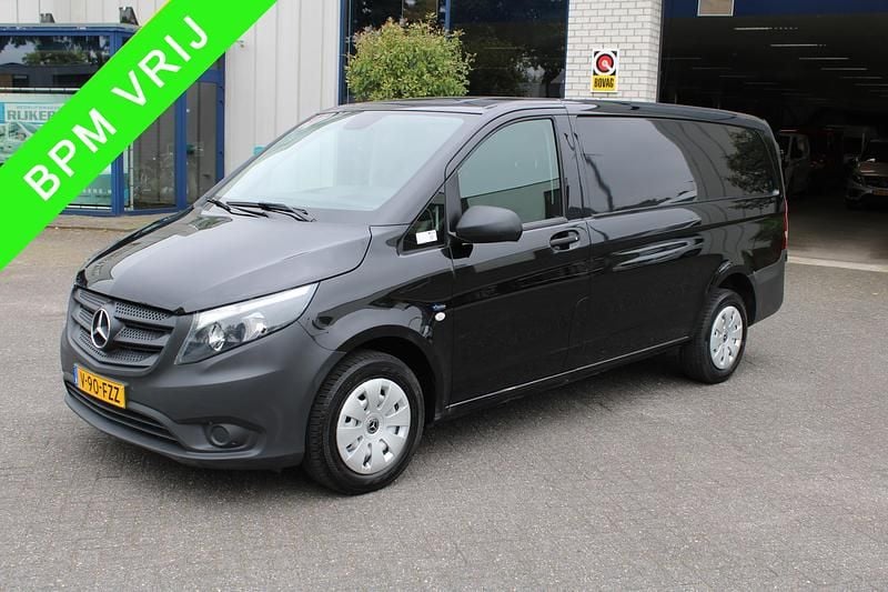 Zwart Gebruikt 2020 Mercedes Vito MPV | € 23.950 (Iets duurder) - Afbeelding 1/4
