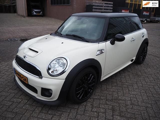 Wit Gebruikt 2013 Mini Cooper S Hatchback | € 9.999 (Eerlijke prijs) - Afbeelding 1/4