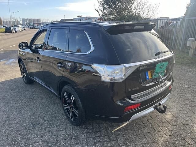 Occasion Mitsubishi Outlander Instyle 121 PK (88 kW) 2014 Zwart SUV