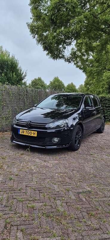 Zwart Gebruikt 2010 VW Golf VI Highline Stationwagen | € 10.499 - Afbeelding 1/4