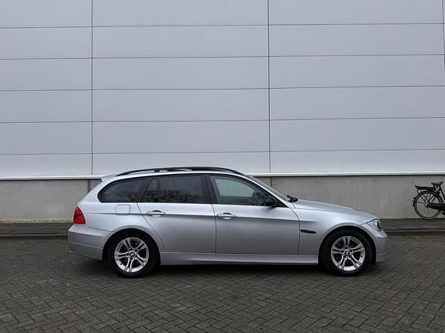 Occasion BMW 318 Basis 143 PK (105 kW) 2008 Grijs Stationwagen