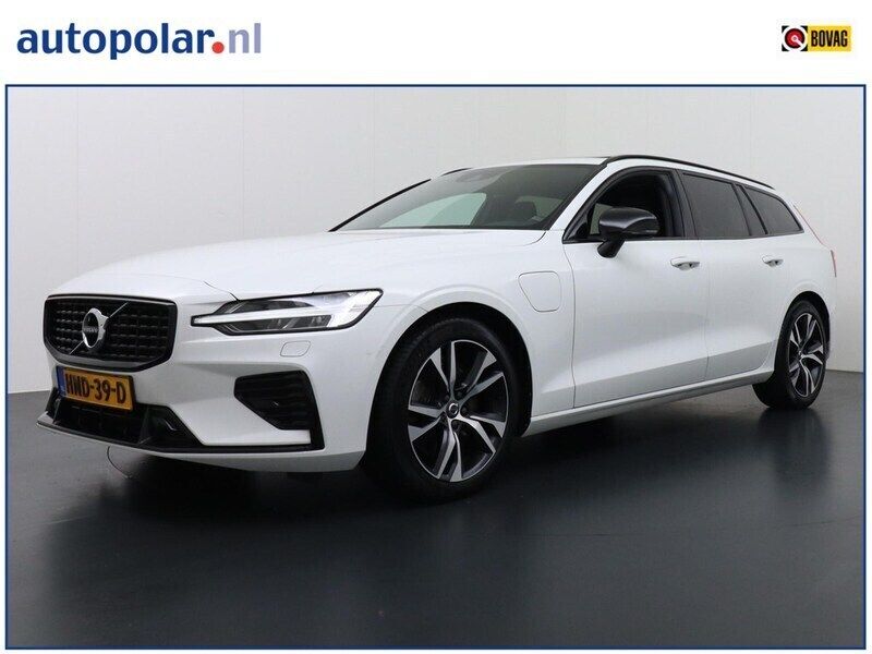 Wit Gebruikt 2022 Volvo V60 R-Design Stationwagen | € 33.850 (Eerlijke prijs) - Afbeelding 1/4