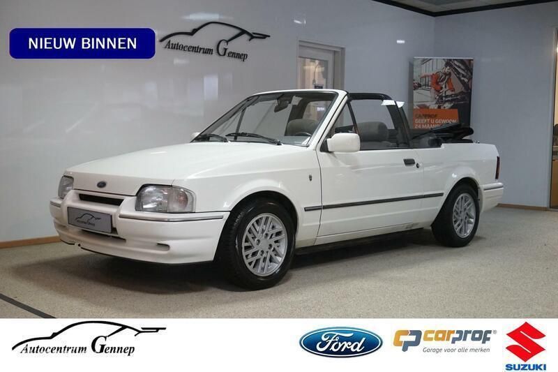 Wit, basis/uni Gebruikt 1987 Ford Escort Cabriolet Ghia Cabriolet | € 8.900 - Afbeelding 1/4