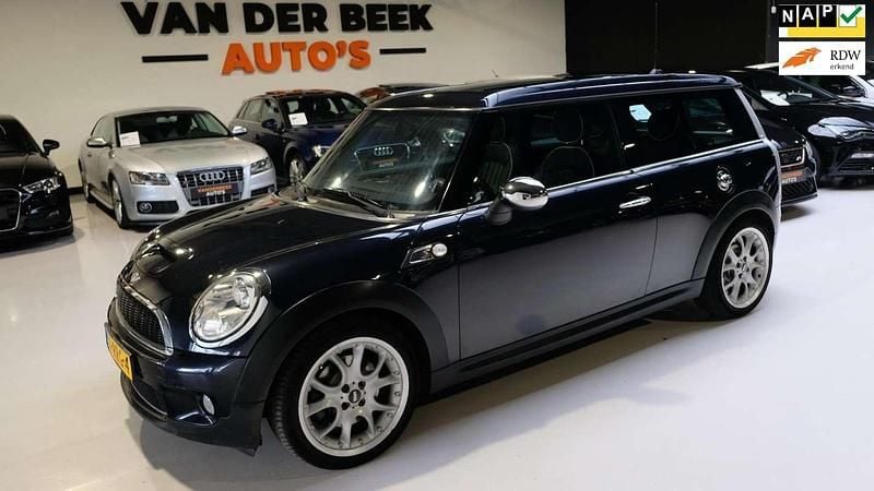 Zwart, metallic lak Gebruikt 2008 Mini Cooper S Clubman Stationwagen | € 7.950 (Eerlijke prijs) - Afbeelding 1/4