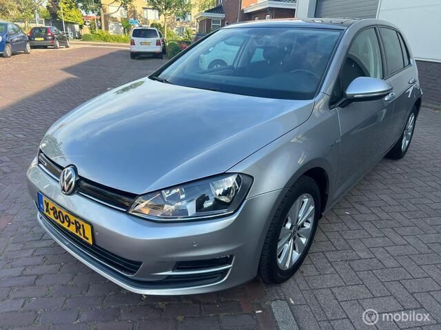 Grijs Gebruikt 2014 VW Golf VII Edition Hatchback | € 13.450 (Eerlijke prijs) - Afbeelding 1/4