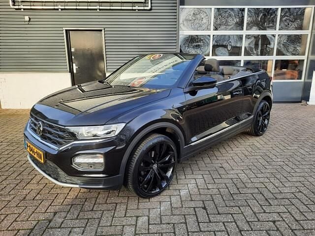 Zwart Gebruikt 2021 VW T-Roc Cabriolet Style Cabriolet | € 20.850 (Goede deal) - Afbeelding 1/4