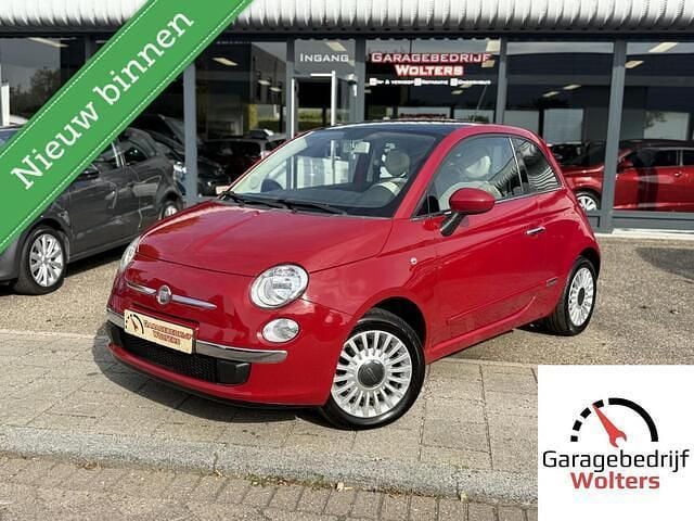 Rood Gebruikt 2009 Fiat 500 Lounge Hatchback | € 3.950 (Goede deal) - Afbeelding 1/4