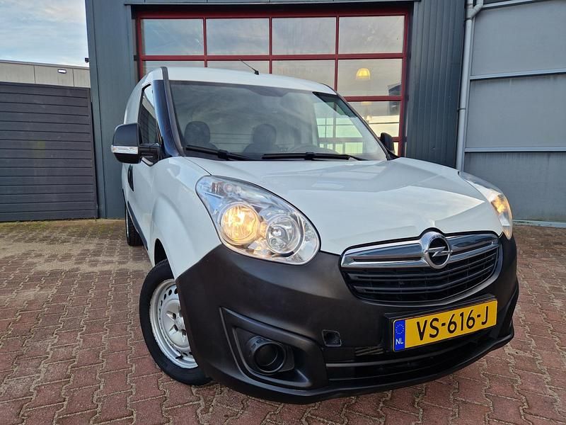 Occasion Opel Combo Sport 90 PK (66 kW) 2015 Wit MPV