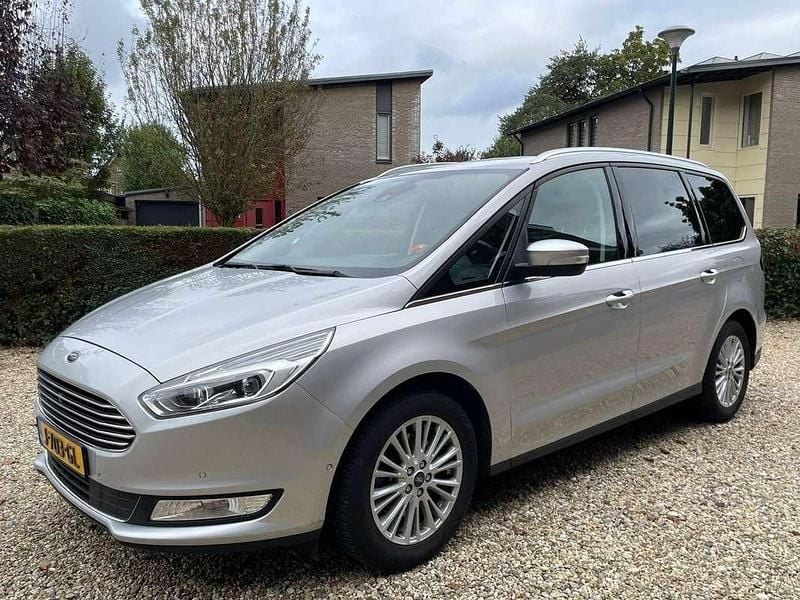 Grijs Gebruikt 2017 Ford Galaxy Titanium MPV | € 12.950 (Super prijs) - Afbeelding 1/4