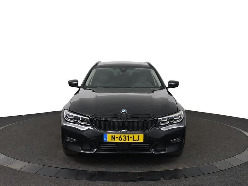 Occasion BMW 320 Executive 191 PK (140 kW) 2021 Zwart Stationwagen