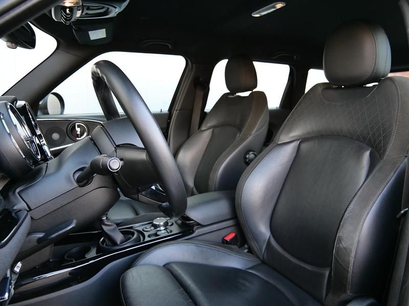 Occasion Mini Cooper Clubman Business 136 PK (100 kW) 2018 Zwart Stationwagen