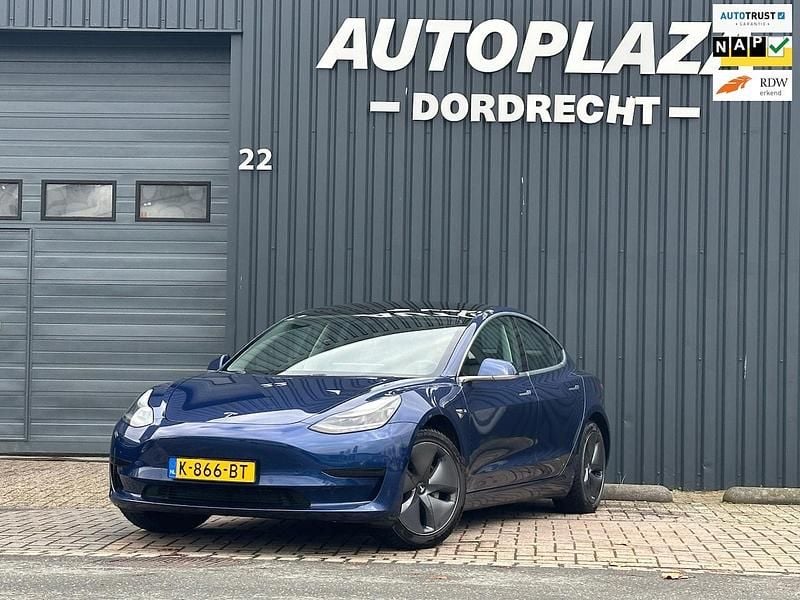 Blauw Gebruikt 2020 Tesla Model 3 Standard Range Sedan | € 17.745 (Goede deal) - Afbeelding 1/4