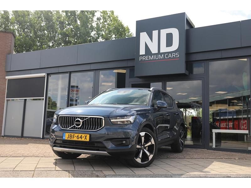 Blauw Gebruikt 2021 Volvo XC40 Inscription SUV | € 32.990 (Goede deal) - Afbeelding 1/4