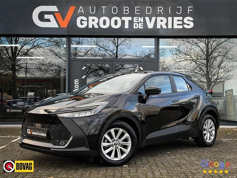 Zwart Occasion 2024 Toyota C-HR Active SUV | € 28.495 (Super prijs) - Afbeelding 1/4