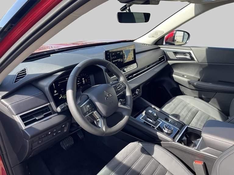 Nieuw Mitsubishi Outlander P-HEV 2026 Rood SUV