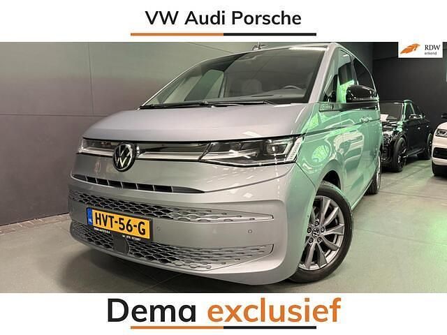 Grijs Occasion 2022 VW Multivan Style Van | € 47.950 (Eerlijke prijs) - Afbeelding 1/4