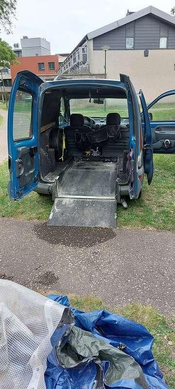 Groen Gebruikt 2001 Renault Kangoo MPV | € 999 - Afbeelding 1/4