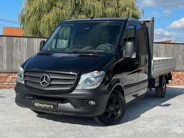 Zwart Gebruikt 2016 Mercedes Sprinter Van | € 33.880 - Afbeelding 1/4
