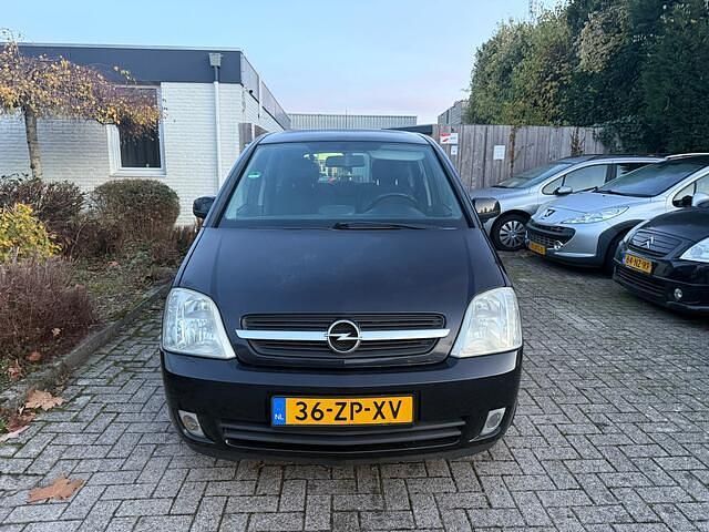 Zwart Gebruikt 2003 Opel Meriva Cosmo MPV | € 1.400 (Eerlijke prijs) - Afbeelding 1/4