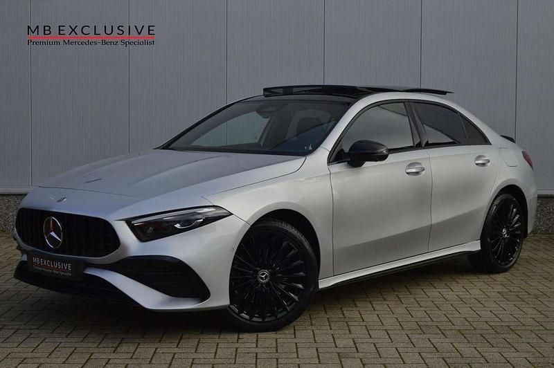 Occasion Mercedes A250 AMG 218 PK (160 kW) 2024 Zilver (metallic) Sedan
