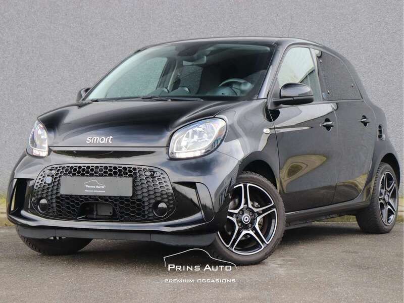Zwart Gebruikt 2022 Smart ForFour Electric Drive Hatchback | € 12.686 (Eerlijke prijs) - Afbeelding 1/4