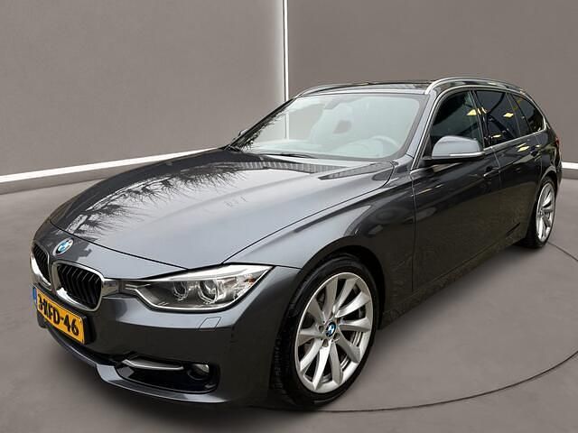 Occasion BMW 320 Executive 163 PK (119 kW) 2013 Grijs (metallic) Stationwagen