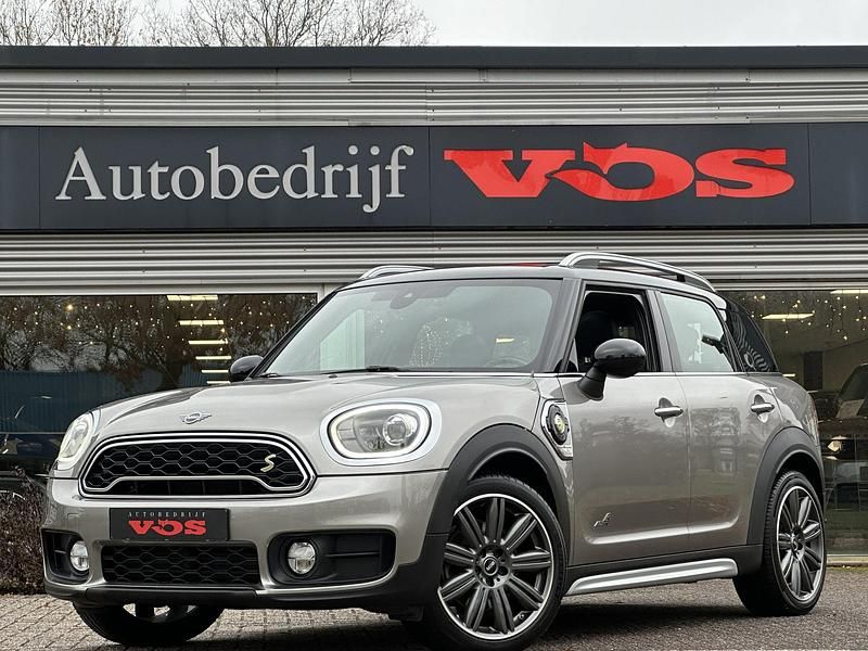 Grijs Gebruikt 2018 Mini Cooper S Countryman Chili SUV | € 21.900 (Iets duurder) - Afbeelding 1/4