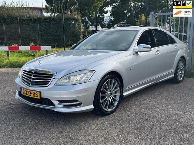 Grijs Gebruikt 2010 Mercedes S350 Prestige Sedan | € 14.900 - Afbeelding 1/4